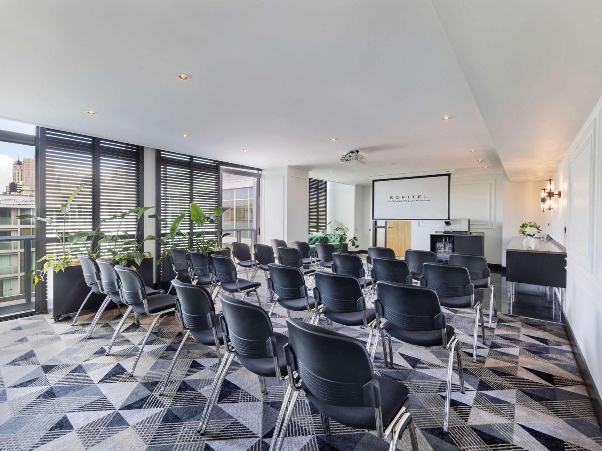 Hotel Sofitel Auckland Viaduct Harbour Zewnętrze zdjęcie