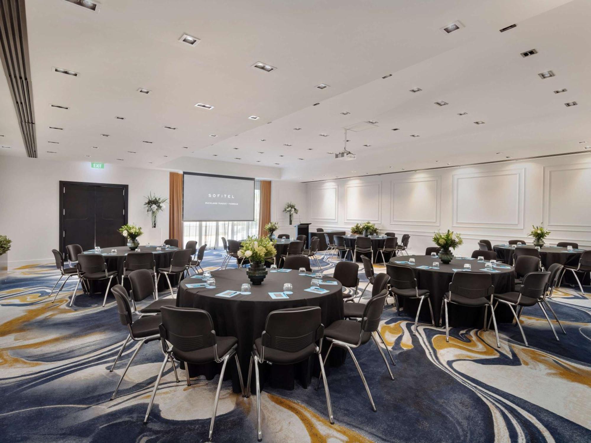 Hotel Sofitel Auckland Viaduct Harbour Zewnętrze zdjęcie